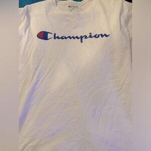 Champion t shirt